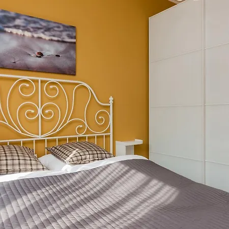 Jantar Apartamenty Deluxe Sea View-2